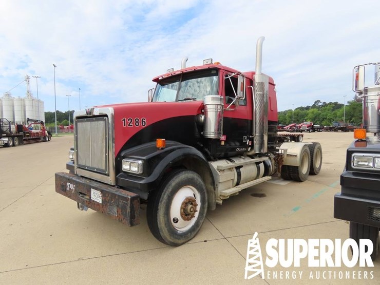 2012-western-star-4900-image-1