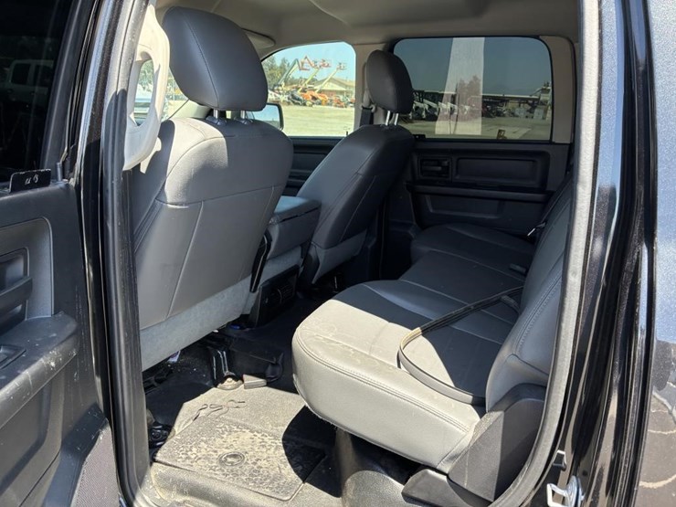 2016-dodge-ram-1500-image-11