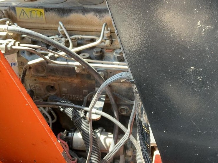 #1151-•-scat-trak-skid-loader-image-21