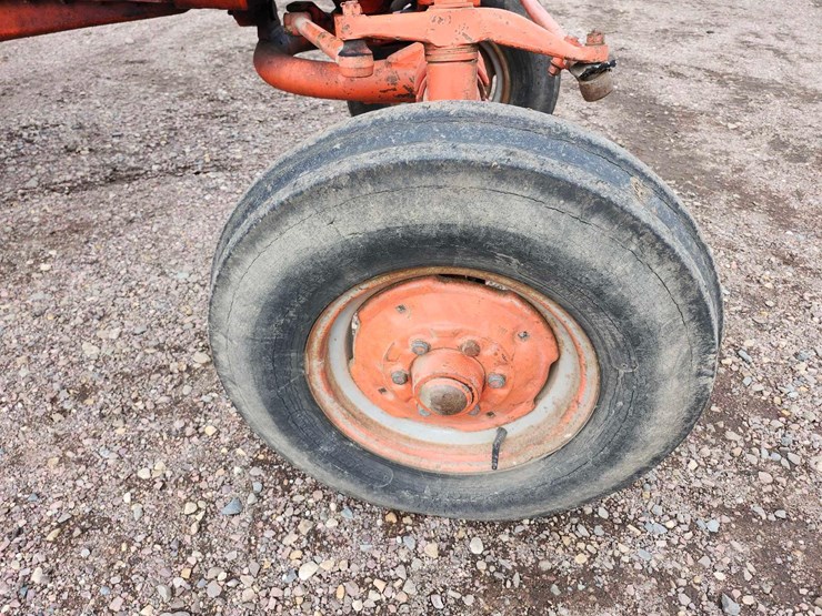 1968-case-930-tractor-image-8