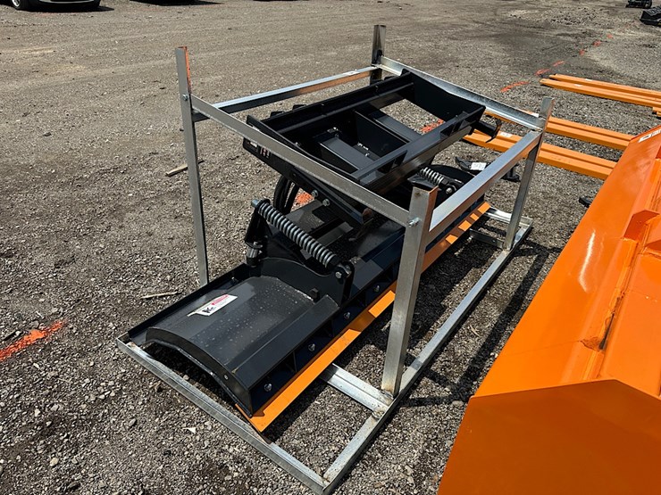 wolverine-84"-dozer-blade-attachment-image-4