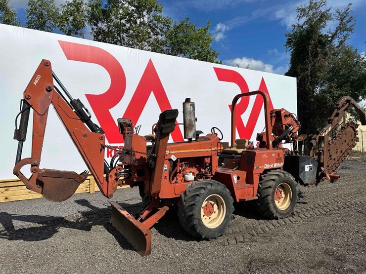 2001-ditch-witch-8020-image-2