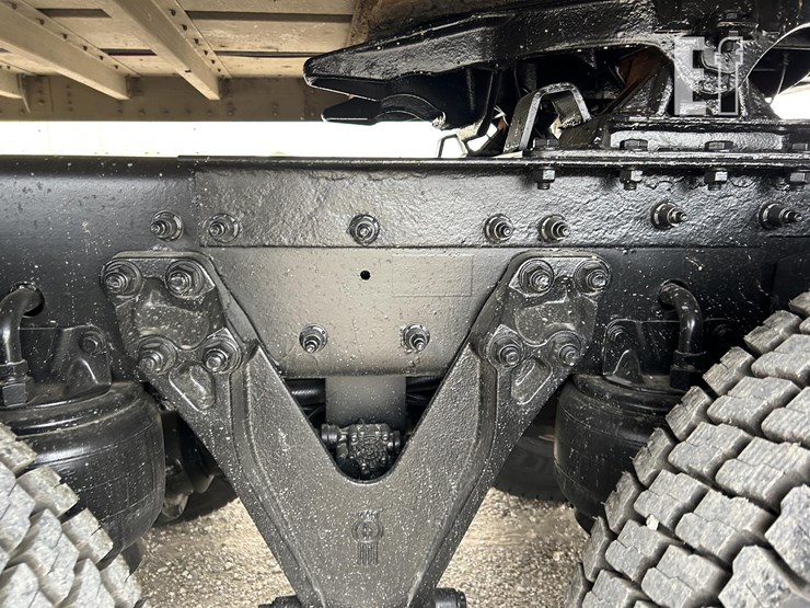 2018-kenworth-t800-image-50