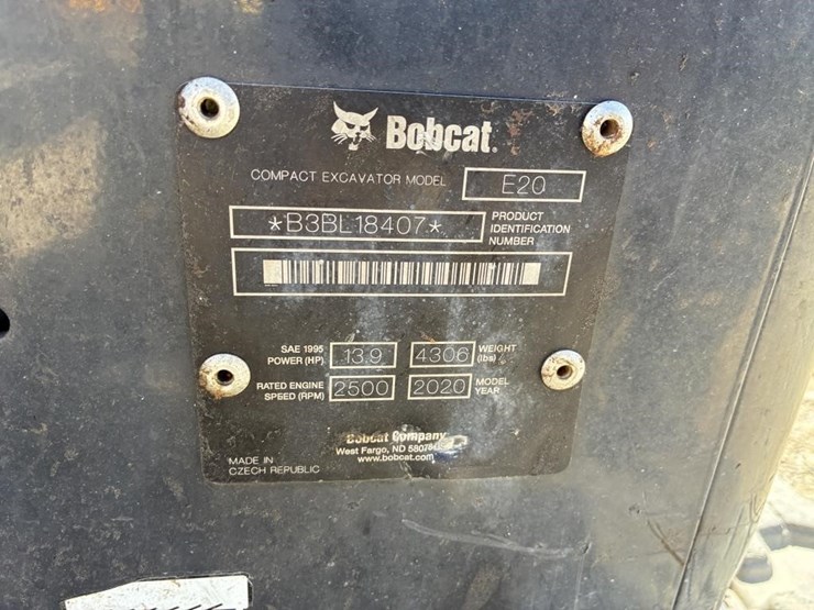 2020-bobcat-e20-image-21