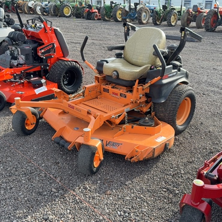 #3086 • SCAG TIGERCAT ZERO TURN LAWN MOWER