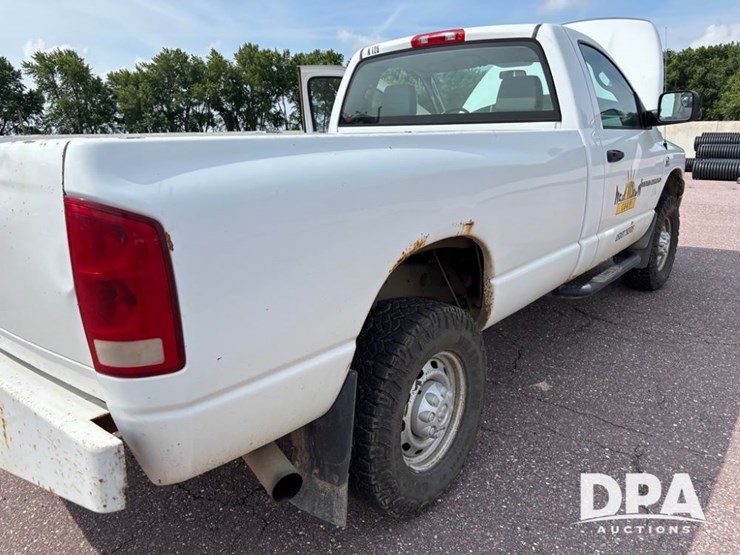 2006-dodge-ram-2500-image-35