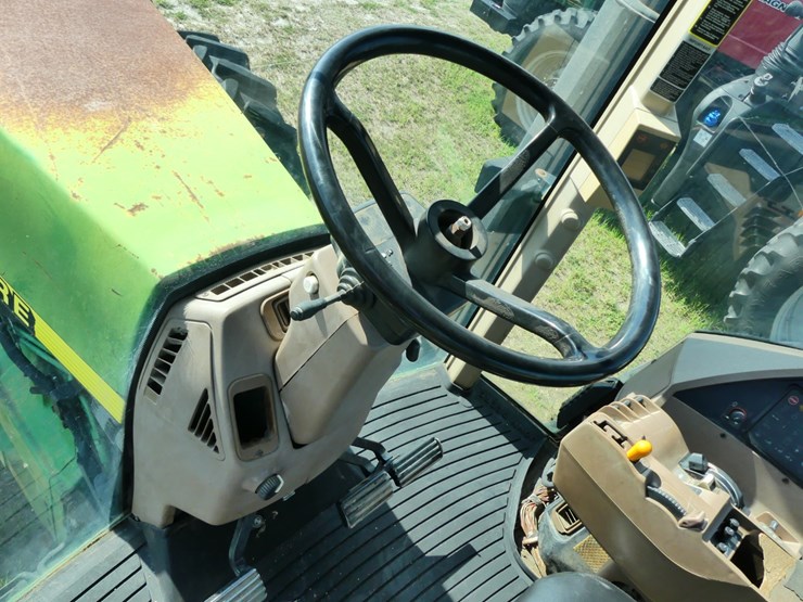 john-deere-8400-image-12