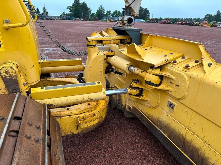 2013-komatsu-d61px-23-image-38