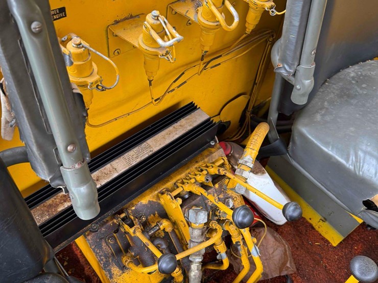 fwd-s49v-model-snowblower-truck-image-58