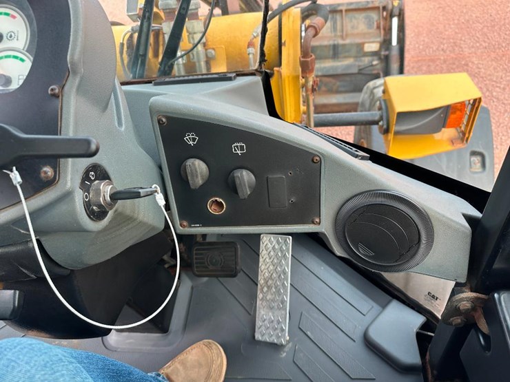 2006-caterpillar-924g-image-53