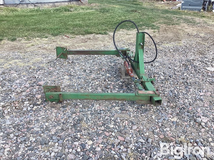 3-pt-round-bale-unroller-image-4