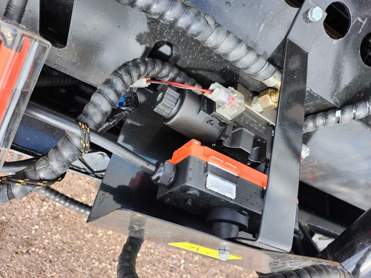 2025-topcat-skid-steer-landscape-rake-image-7