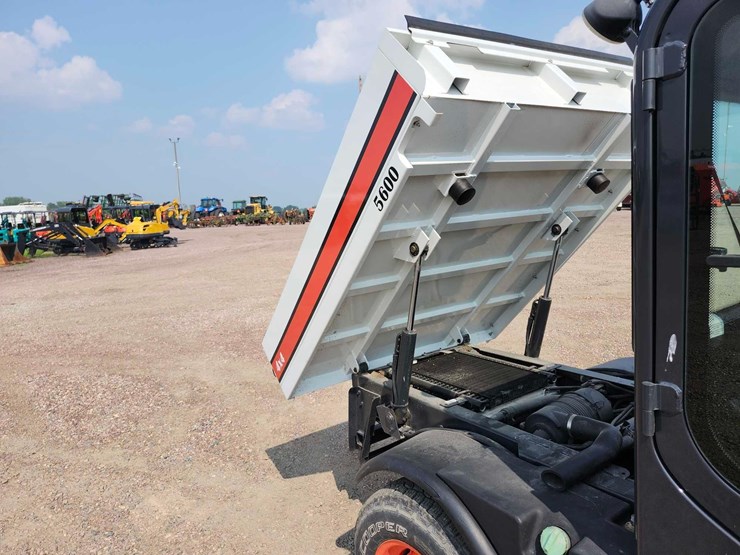 2003-bobcat-tool-cat-image-9