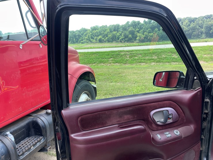 1997-gmc-1500-image-26