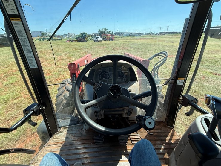 case-ih-mxu115-image-25