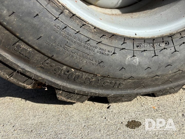 2013-wrangler-loader-(dr11925-unit-341)-image-32