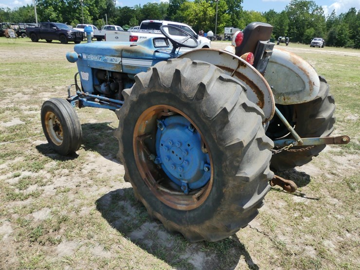 ford-4000-image-7