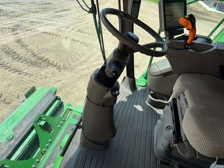 2021-john-deere-s770-image-116