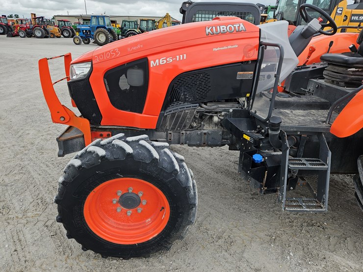 2021-kubota-m6s-111-image-3