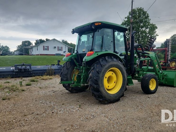 2021-john-deere-5075e-image-7