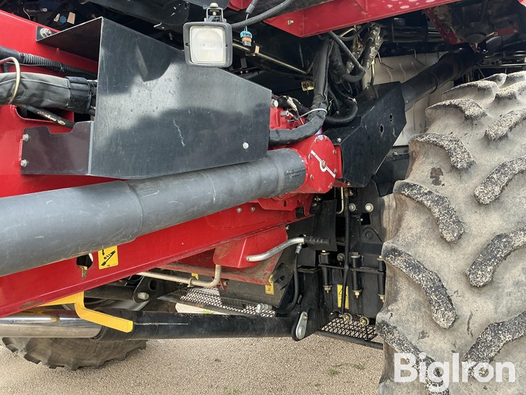 2013-case-ih-7230-image-18