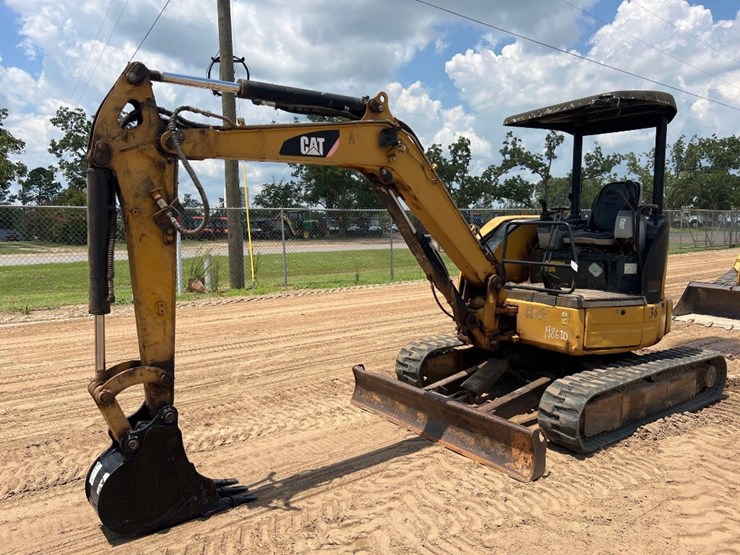 caterpillar-303.5c-cr-image-8