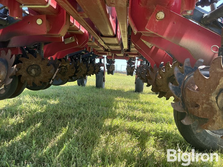 2013-case-ih-1250-image-18