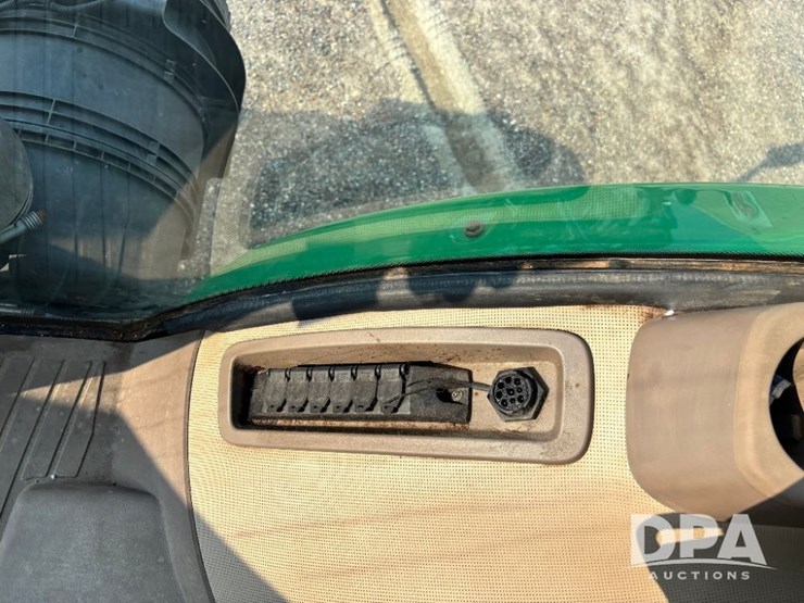 2019-john-deere-f4365-image-93