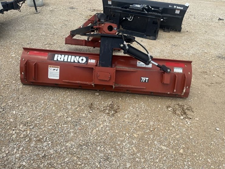rhino-850-image-4