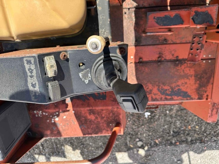 2001-ditch-witch-8020-image-39