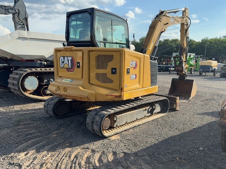 caterpillar-306-cr-image-9