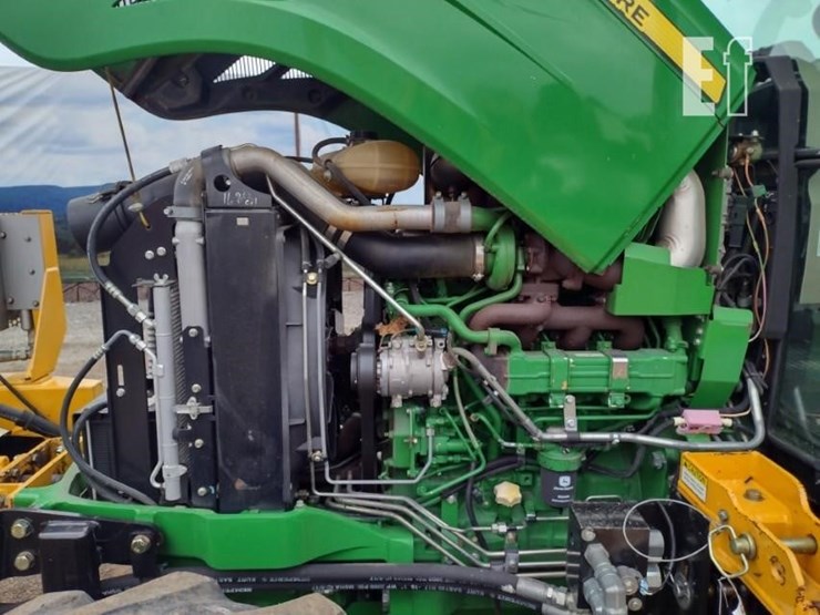 2015-john-deere-6105d-image-27