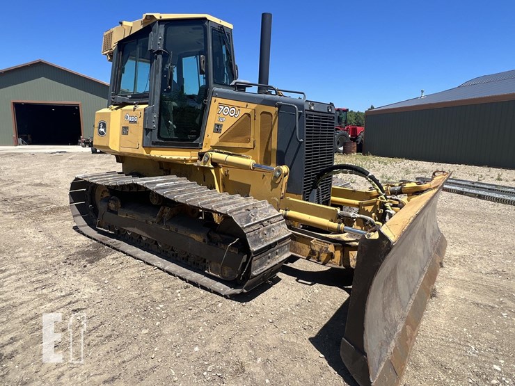 2013-deere-700j-lgp-image-27