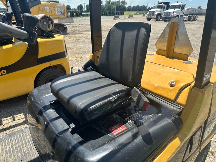 caterpillar-c5000-image-38