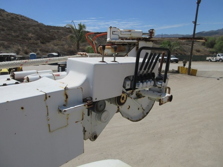 1998-international-4800-image-23