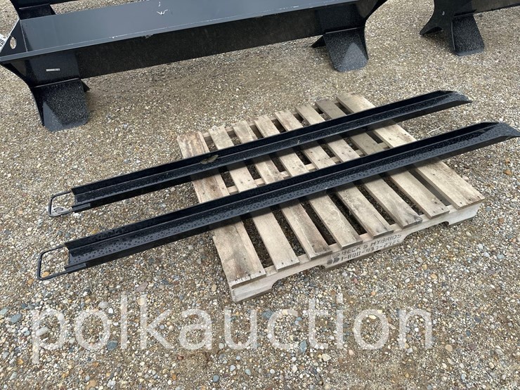 121---84"-light-duty-fork-extensions-image-1