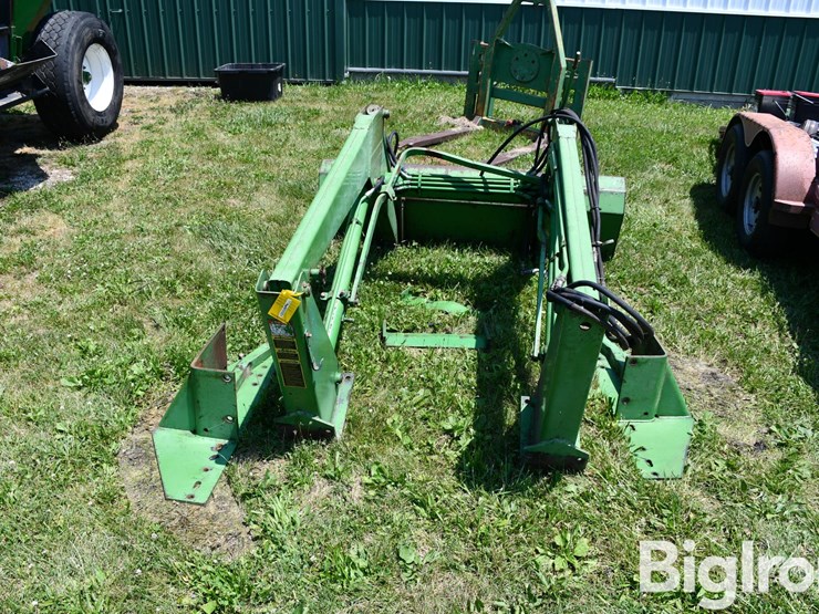 john-deere-148-image-6