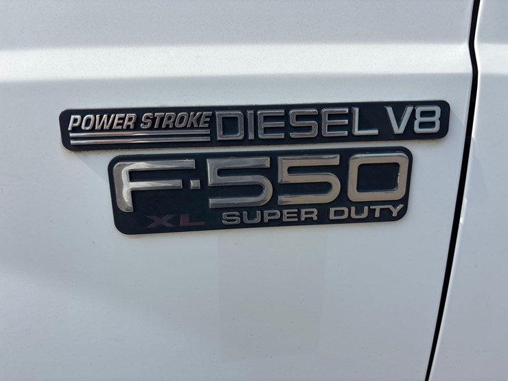 2002-ford-f550-image-14