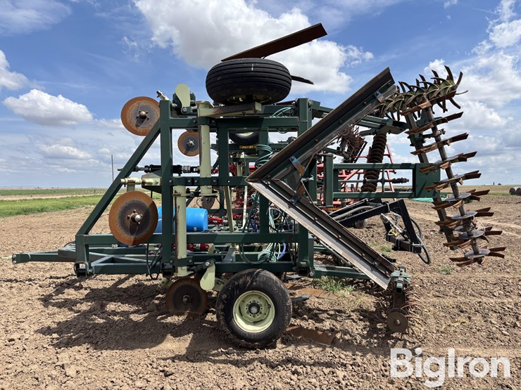 sunflower-7x6-blade-sweep-plow-image-8