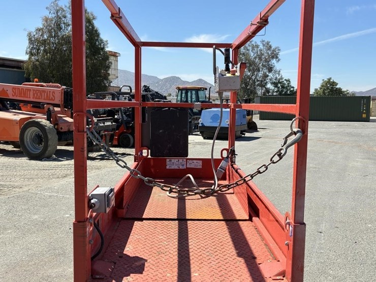 2018-sky-jack-sj111-3219-scissor-lift-image-5