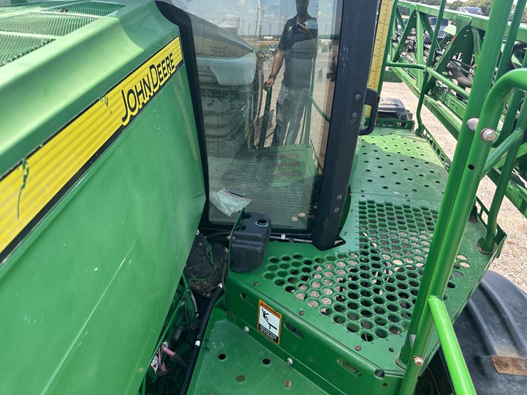 2018-john-deere-r4038-image-67