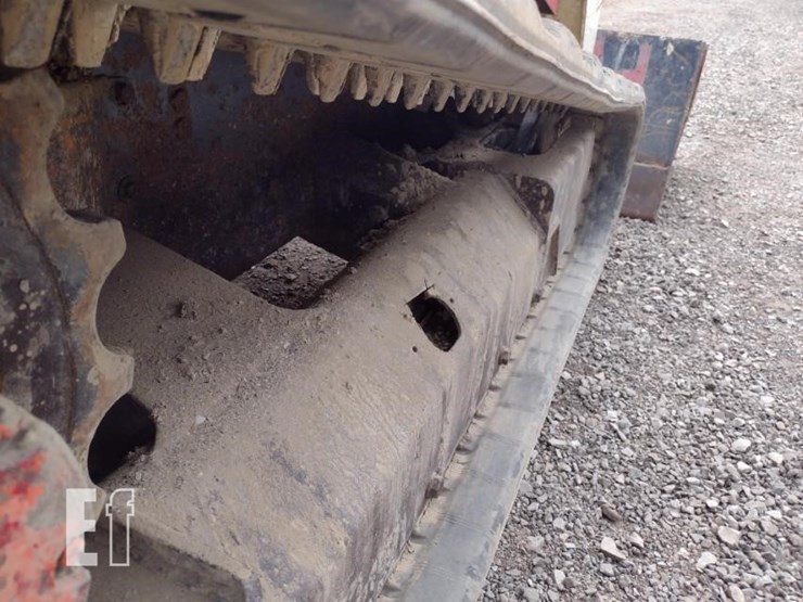takeuchi-tl230-image-30
