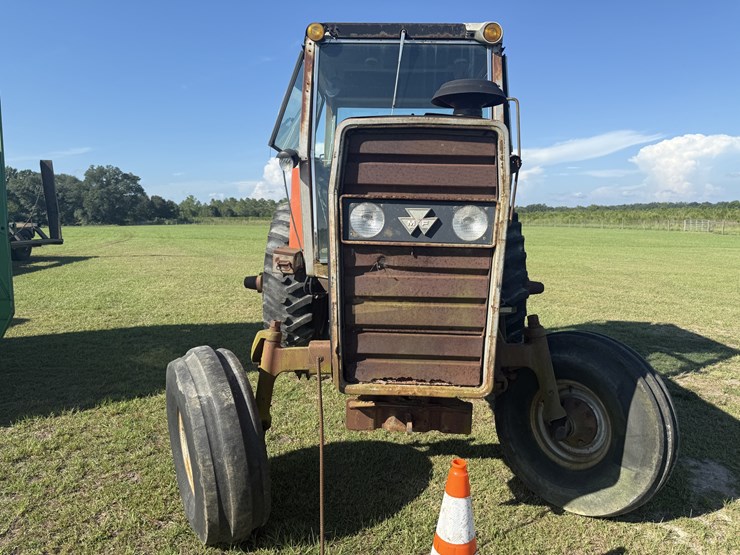 massey-ferguson-2705-image-3