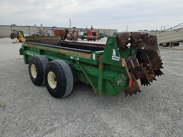 #201888-•-2011-pik-rite-790-manure-spreader-image-8