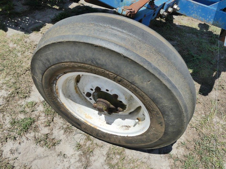 ford-4000-image-3
