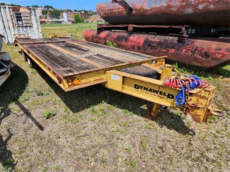 #2533-•-dynaweld-24'-tandem-axle-equipment-trailer-image-5