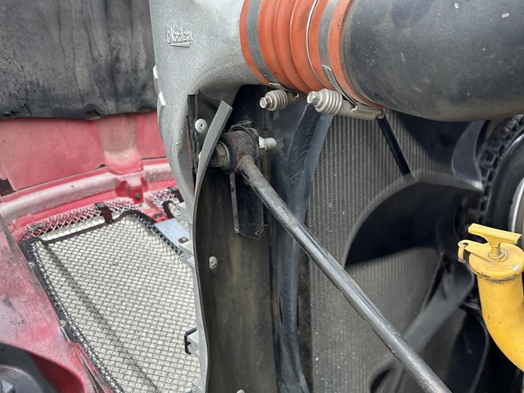 2014-kenworth-t600-image-25