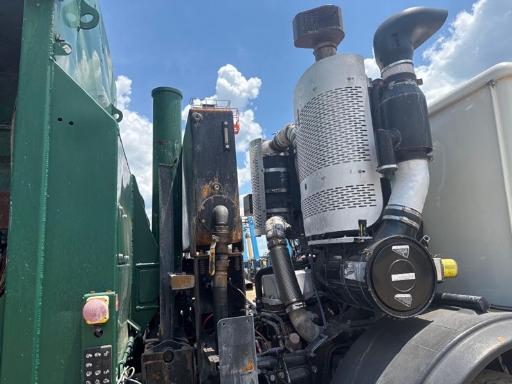 2014-mack-leu613-image-14