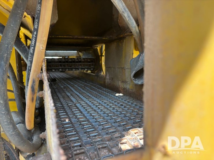 2006-john-deere-8-image-29