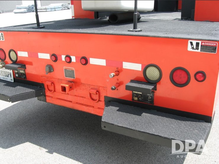 2009-international-durastar-4400-image-6